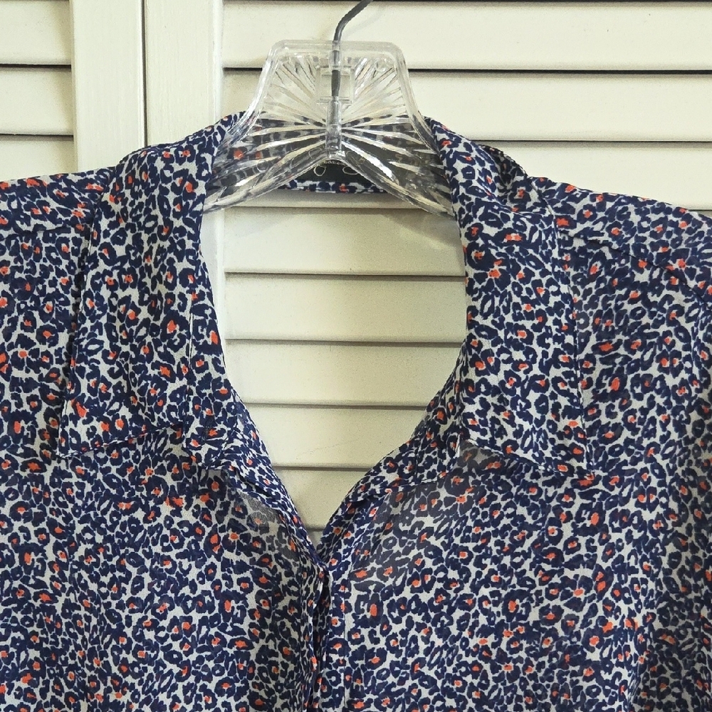Jessica Simpson Blue Blouse with Mandarin Collar and Relaxed Fit - Picture 2 of 6